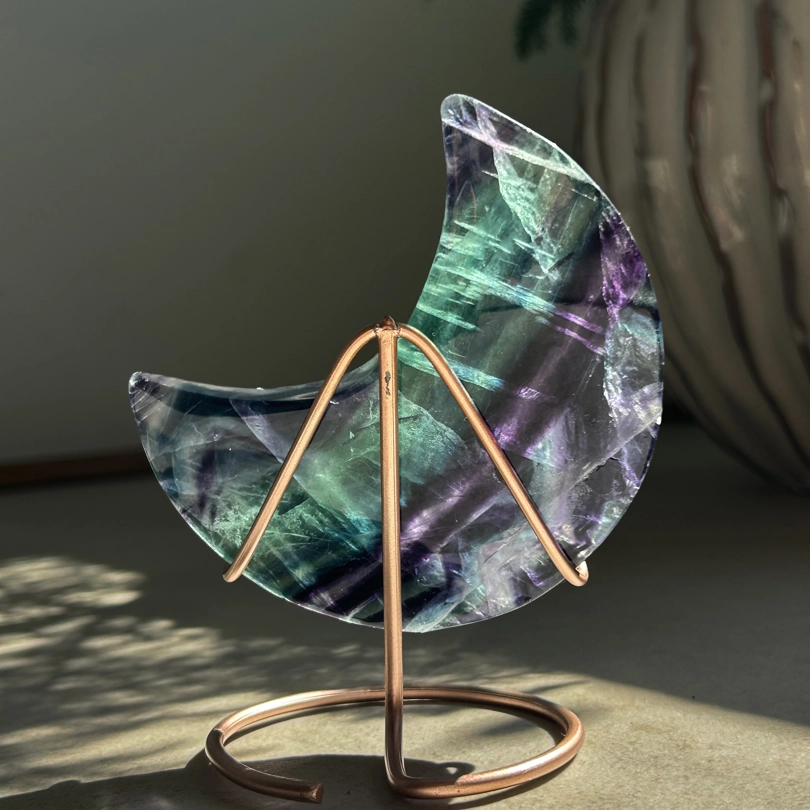 Luna in Fluorite Arcobaleno